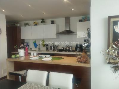 Apartamento en venta en Santa Barbara Occidental, Bogotá · foto 6 de 16