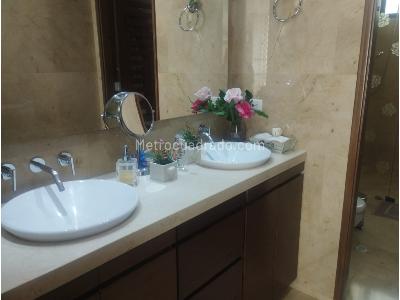 Apartamento en venta en Santa Barbara Occidental, Bogotá · foto 12 de 16