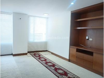 Apartamento en venta en La Carolina, Bogotá · foto 9 de 18