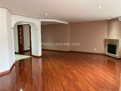 Apartamento de 3 alcobas en arriendo en Chico, Bogotá, 191 m² · foto 3 de 20