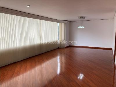 Apartamento de 3 alcobas en arriendo en Chico, Bogotá, 191 m² · foto 4 de 20