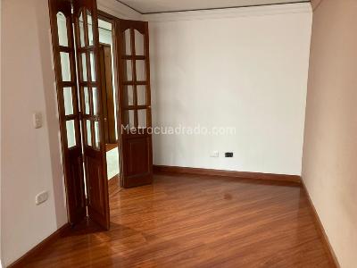 Apartamento de 3 alcobas en arriendo en Chico, Bogotá, 191 m² · foto 6 de 20