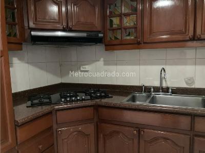 Apartamento de 3 alcobas en arriendo en Chico, Bogotá, 191 m² · foto 8 de 20