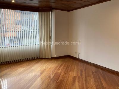Apartamento de 3 alcobas en arriendo en Chico, Bogotá, 191 m² · foto 12 de 20