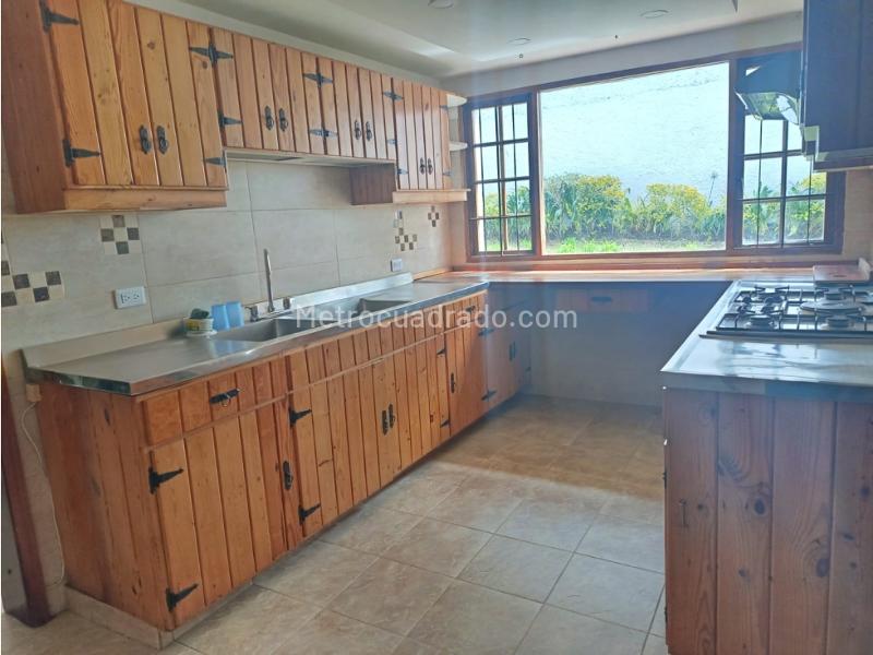 Casa en Arriendo, Bella Suiza Alta, Bogotá D.C. – další