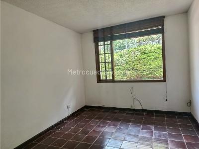 Casa de 4 alcobas en arriendo en Bella Suiza Alta, Bogotá, 450 m² · foto 16 de 20