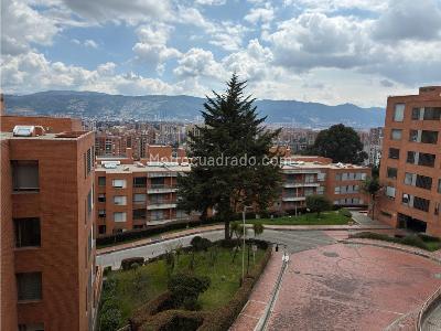 Apartamento de 3 alcobas en venta en Cerros De Suba, Bogotá, 309 m² · foto 7 de 20