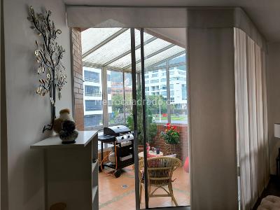 Apartamento de 3 alcobas en venta en Santa Barbara, Bogotá, 123 m² · foto 3 de 15