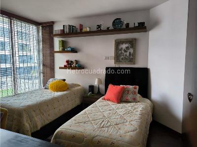 Apartamento de 3 alcobas en venta en Santa Barbara, Bogotá, 123 m² · foto 13 de 15