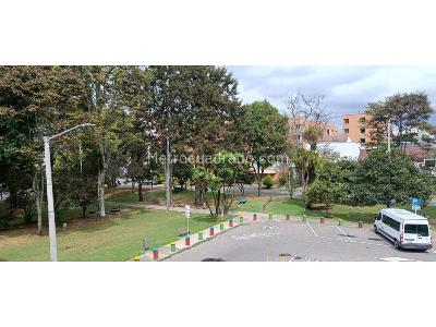 Apartamento en venta en La Calleja, Bogotá · foto 3 de 12