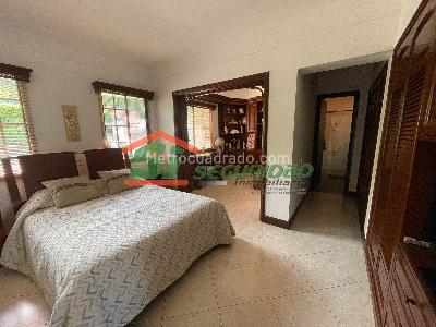 Casa de 4 alcobas en venta en Lagos Del Cacique, Bucaramanga, 770 m² · foto 15 de 19