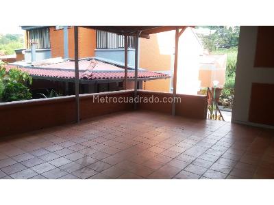 Casa de 5 alcobas en venta en Circunvalar Alamos, Pereira, 280 m² · foto 5 de 20