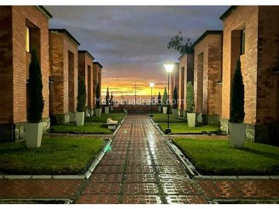 Casa en venta en Circunvalar Alamos, Pereira · foto 2 de 20