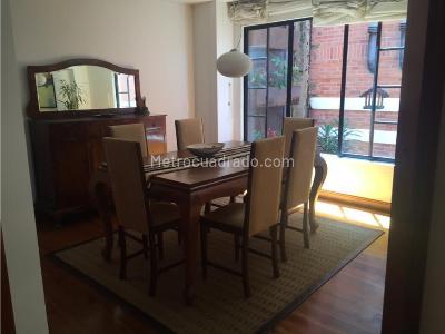 Casa de 5 alcobas en venta en Circunvalar Alamos, Pereira, 450 m² · foto 2 de 17