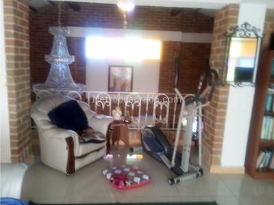 Casa de 4 alcobas en venta en Cerritos, Pereira, 1300 m² · foto 9 de 20
