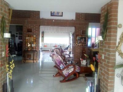 Casa de 4 alcobas en venta en Cerritos, Pereira, 1300 m² · foto 12 de 20