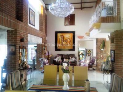 Casa de 4 alcobas en venta en Cerritos, Pereira, 1300 m² · foto 18 de 20