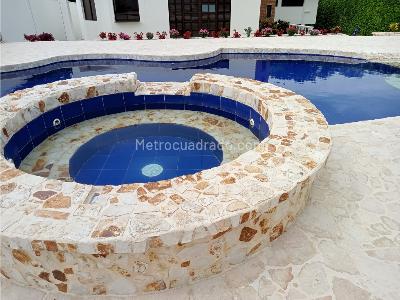 Casa de 5 alcobas en venta en Cerritos, Pereira, 1835 m² · foto 3 de 20
