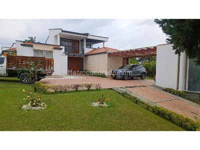 Casa de 5 alcobas en venta en Via Armenia Pereira, Pereira, 770 m² · foto 3 de 20