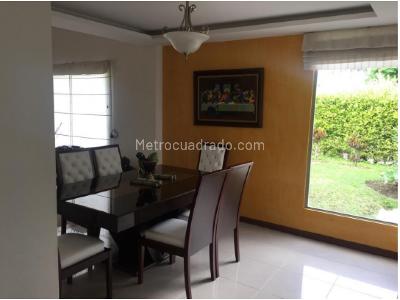 Casa de 5 alcobas en venta en Via Armenia Pereira, Pereira, 770 m² · foto 15 de 20