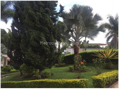 Casa de 5 alcobas en venta en Via Armenia Pereira, Pereira, 770 m² · foto 18 de 20