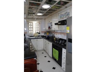 Casa de 4 alcobas en venta en Circunvalar Alamos, Pereira, 289 m² · foto 13 de 20