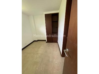 Casa de 5 alcobas en venta en Circunvalar Alamos, Pereira, 287 m² · foto 15 de 20