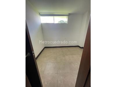Casa de 5 alcobas en venta en Circunvalar Alamos, Pereira, 287 m² · foto 19 de 20
