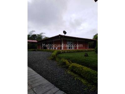 Casa en venta en Morelia, Pereira · foto 2 de 20