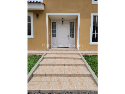 Casa de 5 alcobas en venta en Via Armenia Pereira, Pereira · foto 10 de 20