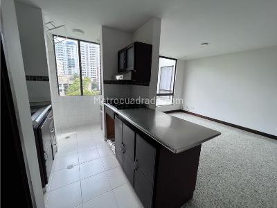 Apartaestudio en venta en Circunvalar Alamos, Pereira, 57 m² · foto 7 de 9