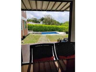 Casa de 4 alcobas en venta en Cerritos, Pereira, 1177 m² · foto 17 de 20