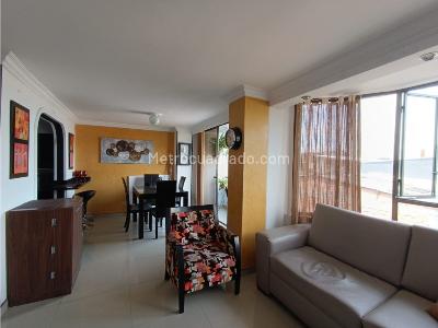 Apartamento de 3 alcobas en venta en Centro, Pereira, 105 m² · foto 3 de 13