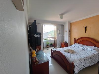 Apartamento de 3 alcobas en venta en Centro, Pereira, 105 m² · foto 9 de 13