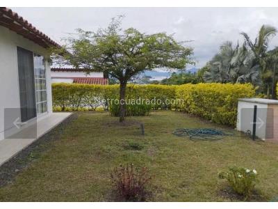 Casa de 3 alcobas en venta en Avenida Sur, Pereira, 1500 m² · foto 2 de 20