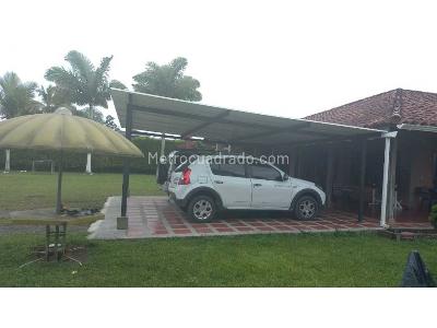 Casa de 5 alcobas en venta en Via Armenia Pereira, Pereira, 2000 m² · foto 6 de 20