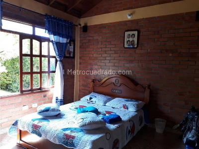 Casa de 5 alcobas en venta en Via Armenia Pereira, Pereira, 2000 m² · foto 17 de 20