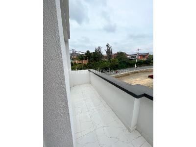 Casa de 5 alcobas en venta en Avenida Condina, Pereira, 240 m² · foto 5 de 19