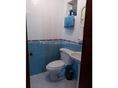 Apartaestudio en venta en Circunvalar Alamos, Pereira, 30 m² · foto 9 de 11