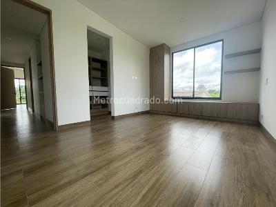 Casa de 4 alcobas en venta en Via Armenia Pereira, Pereira, 1800 m² · foto 13 de 18