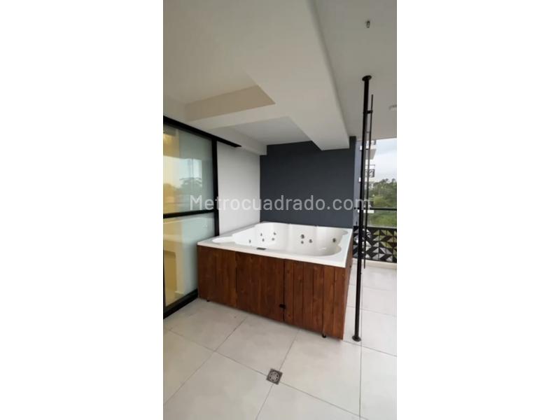 Image 16610-M5528631_142