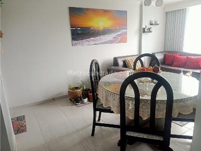 Apartamento de 3 alcobas en venta en Providencia Centenario, Pereira, 55 m² · foto 2 de 19