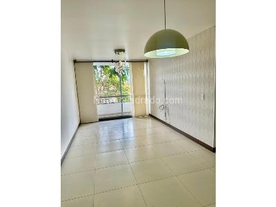 Apartamento en venta en Terminal, Pereira · foto 2 de 20