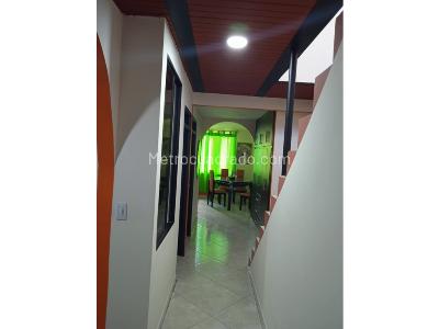 Casa de 5 alcobas en venta en Boston El Poblado, Pereira, 270 m² · foto 10 de 20