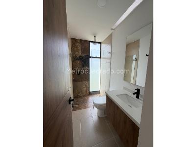 Casa de 3 alcobas en venta en Cerritos, Pereira, 168 m² · foto 8 de 13