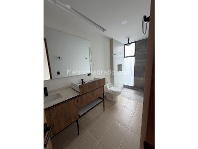 Casa de 3 alcobas en venta en Cerritos, Pereira, 168 m² · foto 10 de 13