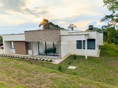 Casa de 3 alcobas en venta en Via Armenia Pereira, Pereira · foto 3 de 19