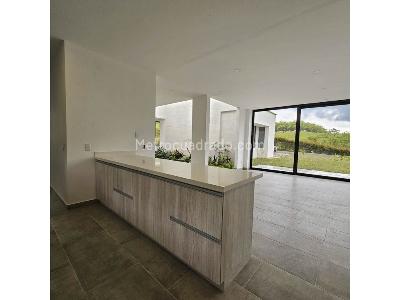 Casa de 3 alcobas en venta en Via Armenia Pereira, Pereira · foto 9 de 19