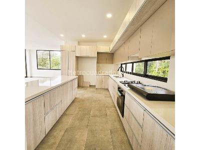 Casa de 3 alcobas en venta en Via Armenia Pereira, Pereira · foto 10 de 19