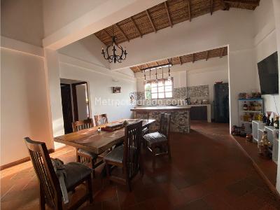 Casa de 5 alcobas en venta en Via Armenia Pereira, Pereira, 1550 m² · foto 9 de 19